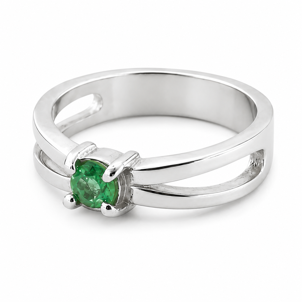anillos en plata dije esmeralda